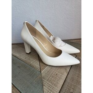Michael Kors Women's Leather White Pumps Pointy Flex Heel Size‎ 9 NEW
